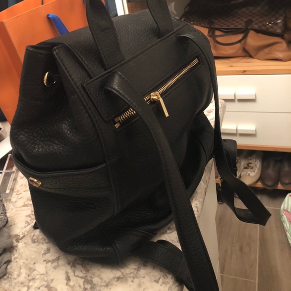 Tory burch thea back pack - Picture 2 of 5